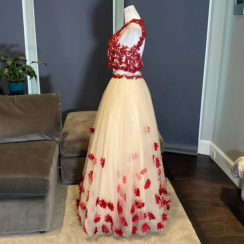 Women’s 2 Piece Prom Party Dress Halter Neck with Red Flower Detail Size 6 - Image 6