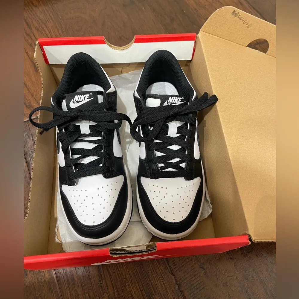 Nike Dunks Panda - Image 8