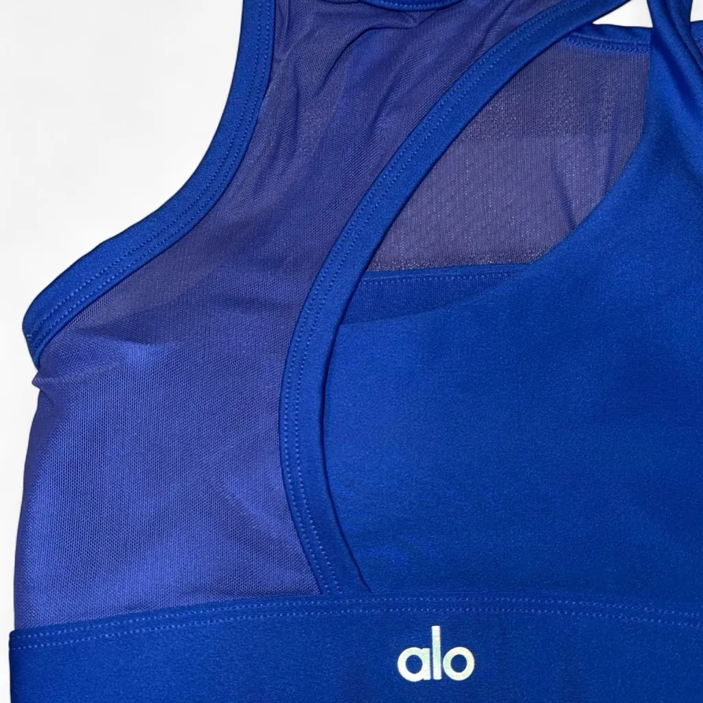 Alo yoga crescent airlift sports bra mesh sapphire blue XS - Image 6