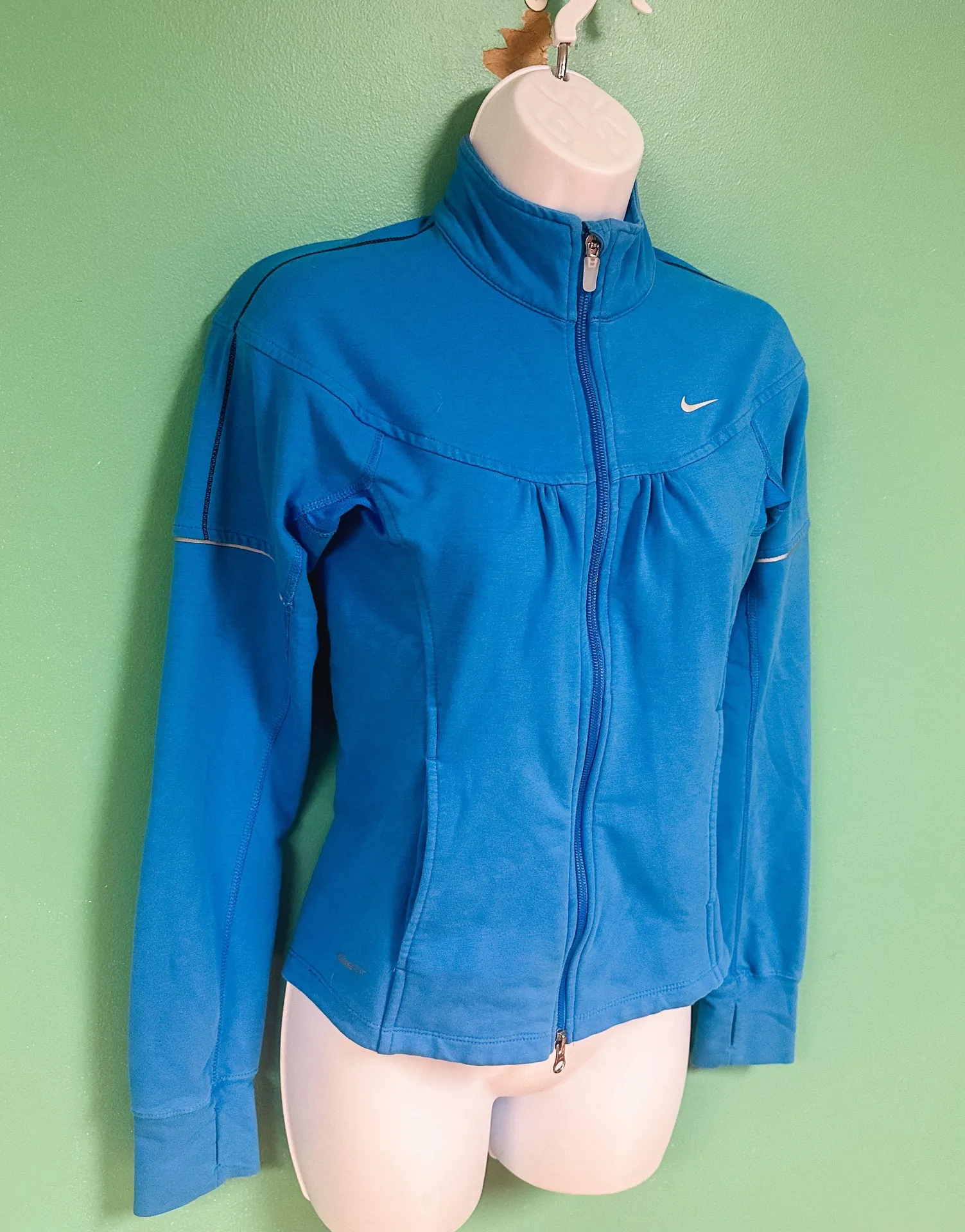 Nike Blue Zip Up Lightweight Running Sweatshirt - Image 3