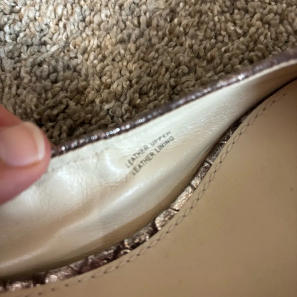 Vera Wang Lavender Metallic Peep Toe Jeweled Flats Women’s Size 7.5 Snake Print Gold - Image 8