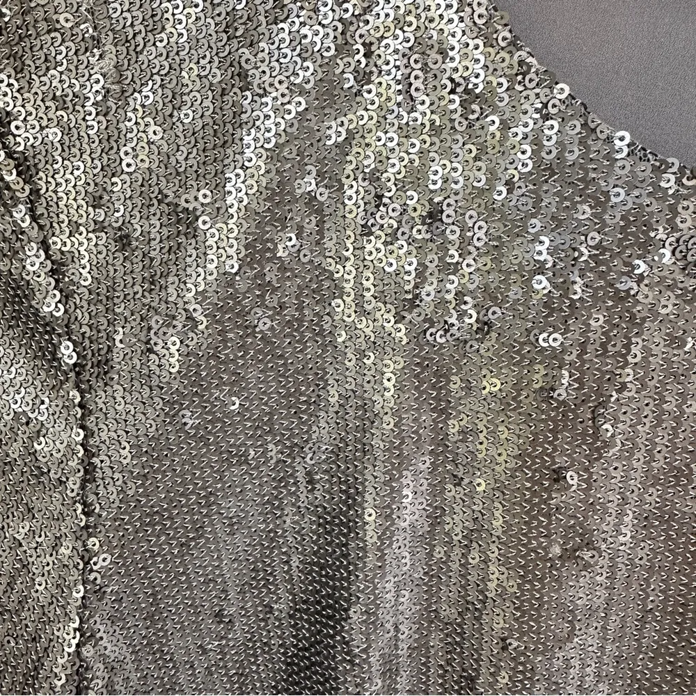 Dress The Population 
Liza Silver Sequined Cape Sleeve Mini Cocktail Dress SZ S - Image 10