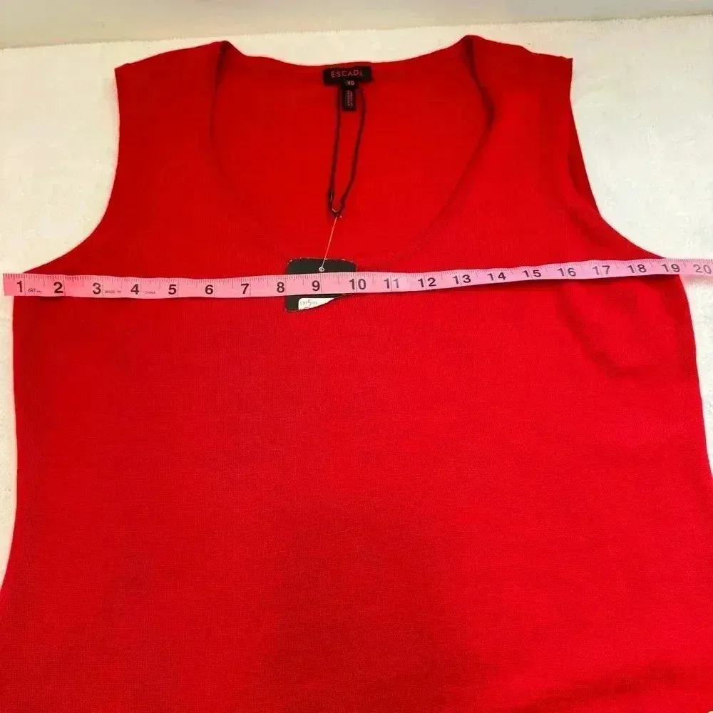 ESCADA Top Womens 40 Red 100% SCHURWOLLE Scoopneck Knit Tank Size undefined - Image 11