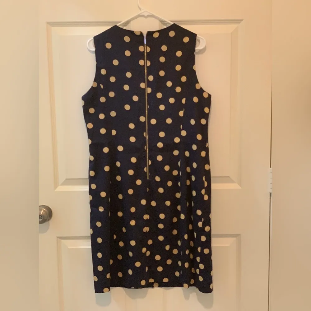 Anne Klein Navy and Tan Polka Dot Sleeveless Dress.  Size-16 - Image 2
