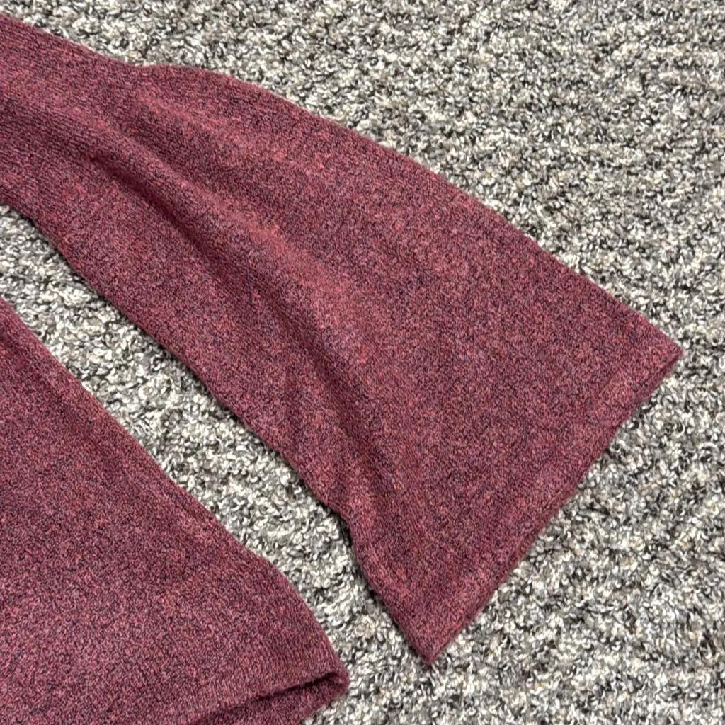 American Eagle Outfitters Sweater - Image 5