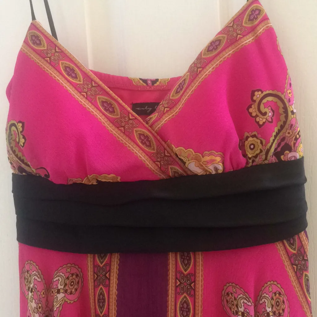 FINAL MARKDOWN Awesome city triangles junior paisley sundress 11 Pink Size undefined - Image 3