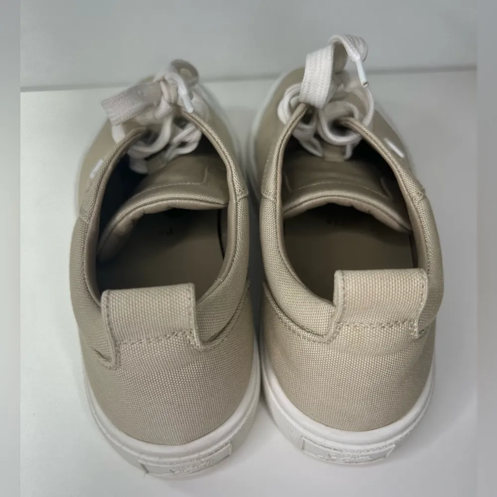 Christian Loubiton Simplerui Flat Beige
Bianco Platform Canvas Low Top Sneaker - Image 7