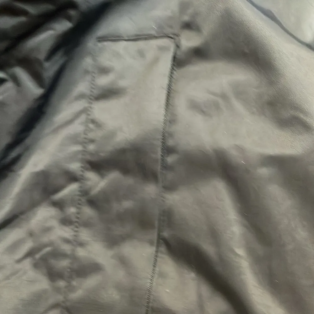 Calvin Klein black puffer coat many inside pockets zipper&Velcro closure also 1G - Image 4