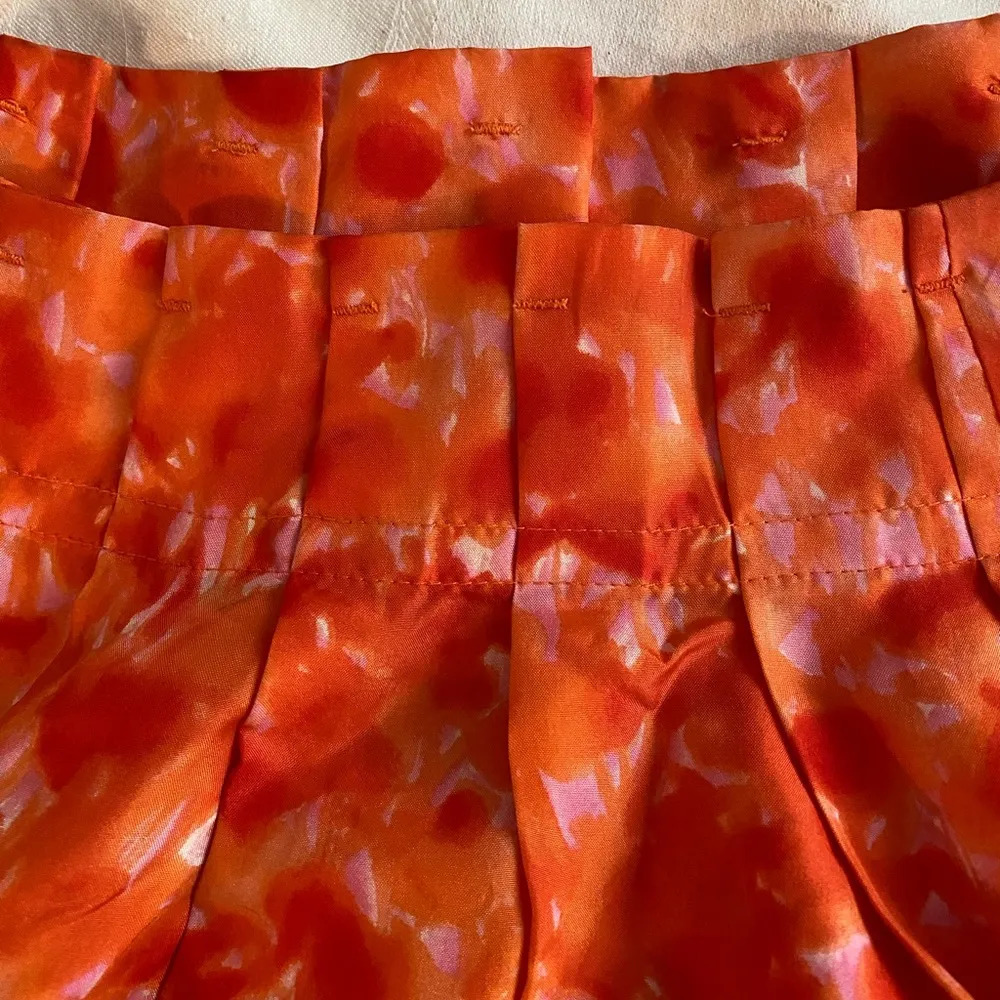 Banana Republic Orange Silk Short Sleeve Blouse Sz XS - Image 5