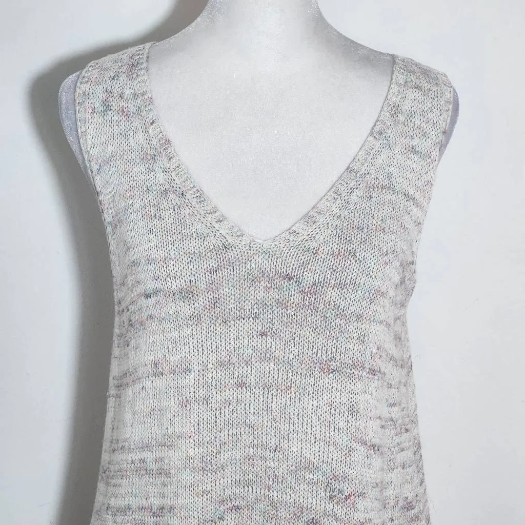 J. Jill Gray and Pink Knit Sweater Tank Top Size Small Petite Gray Sweater Tank - Image 3