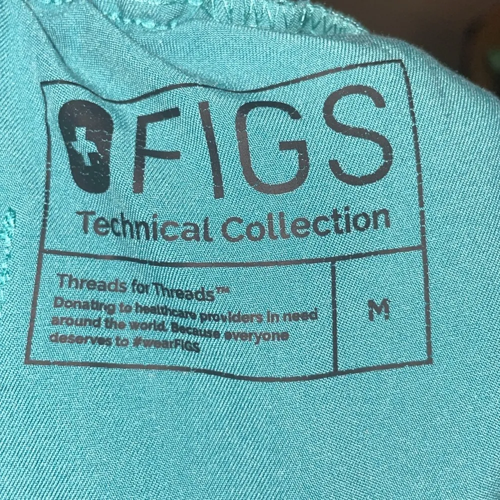 Yola Skinny Scrub Pants Marine Limited Edition Color medium nurse scrubs - Image 13