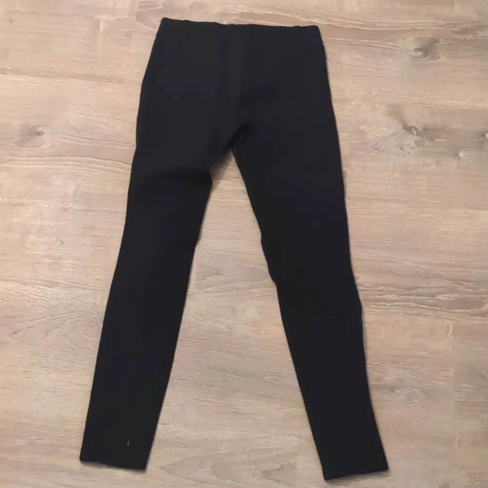Betabrands black yoga leggings size XS - Image 3