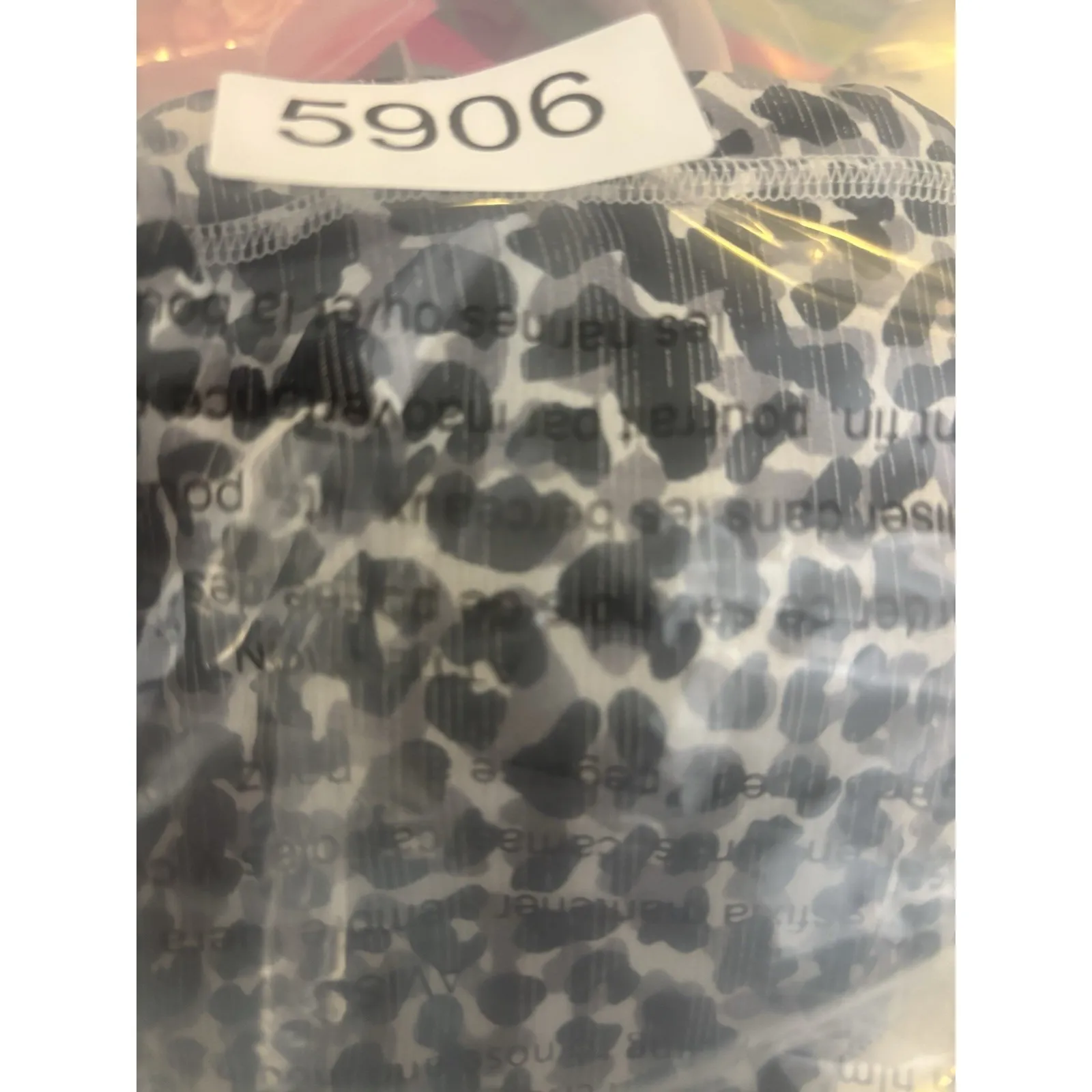 Outdoor Voices TechSweat Move Free Crop Top Snow Leopard‎ White Small Sports Bra - Image 11