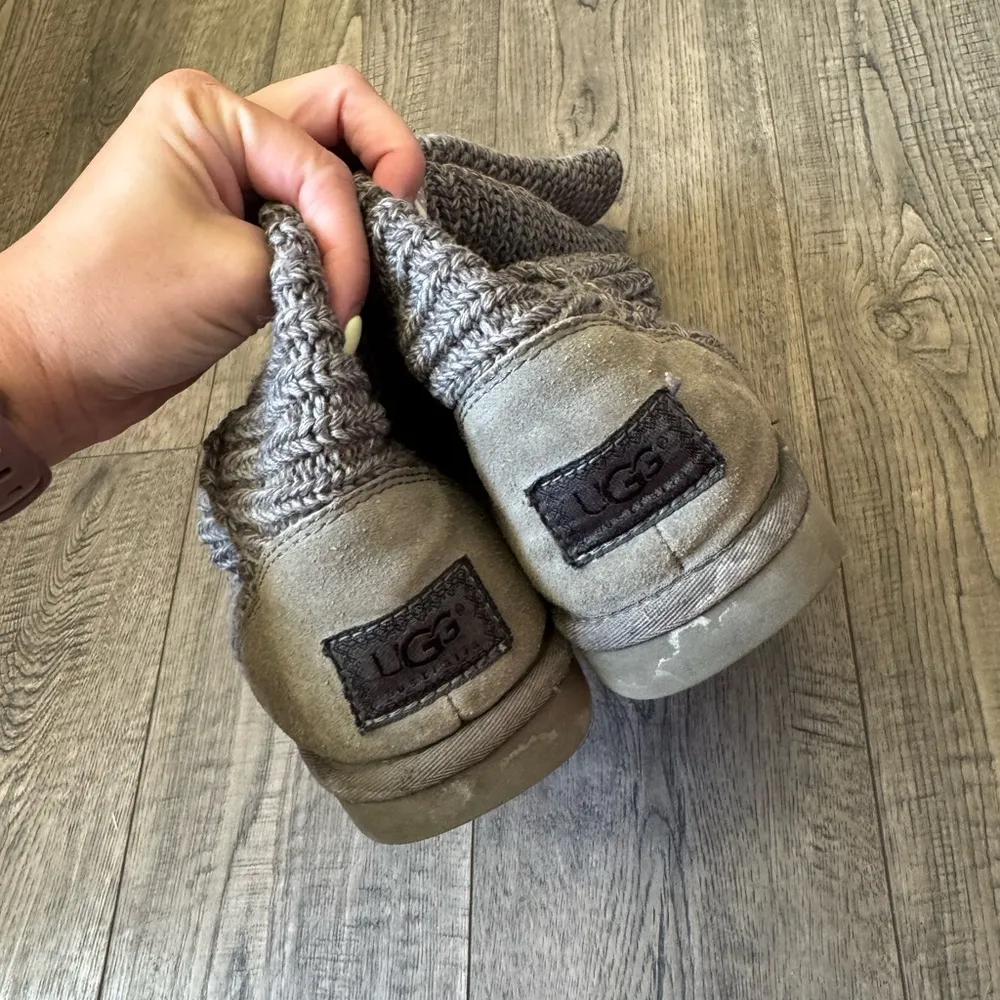 UGG Grey Classic Cardy Knit Triple Button Boots- Size 7 - Image 5