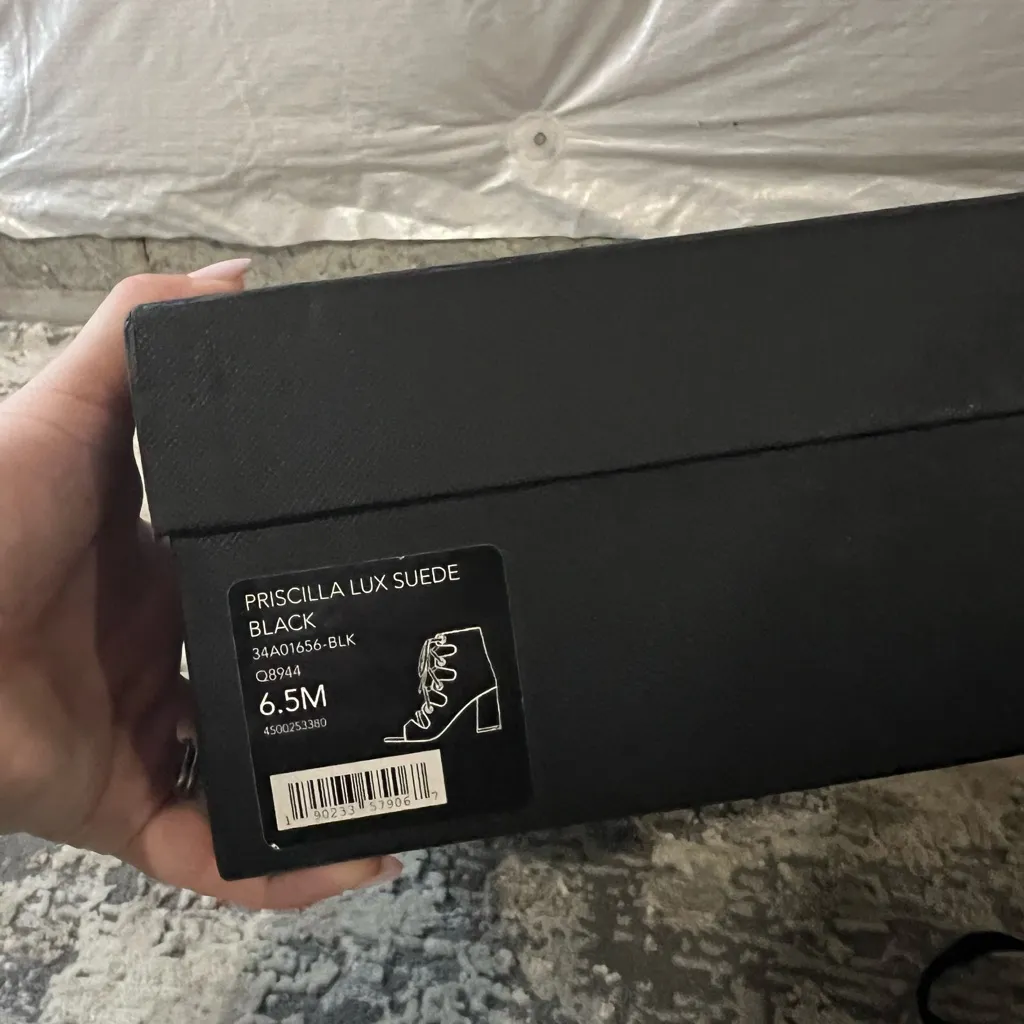 Coach Black Priscilla Lux Suede Heels Size 6.5 US - Image 7