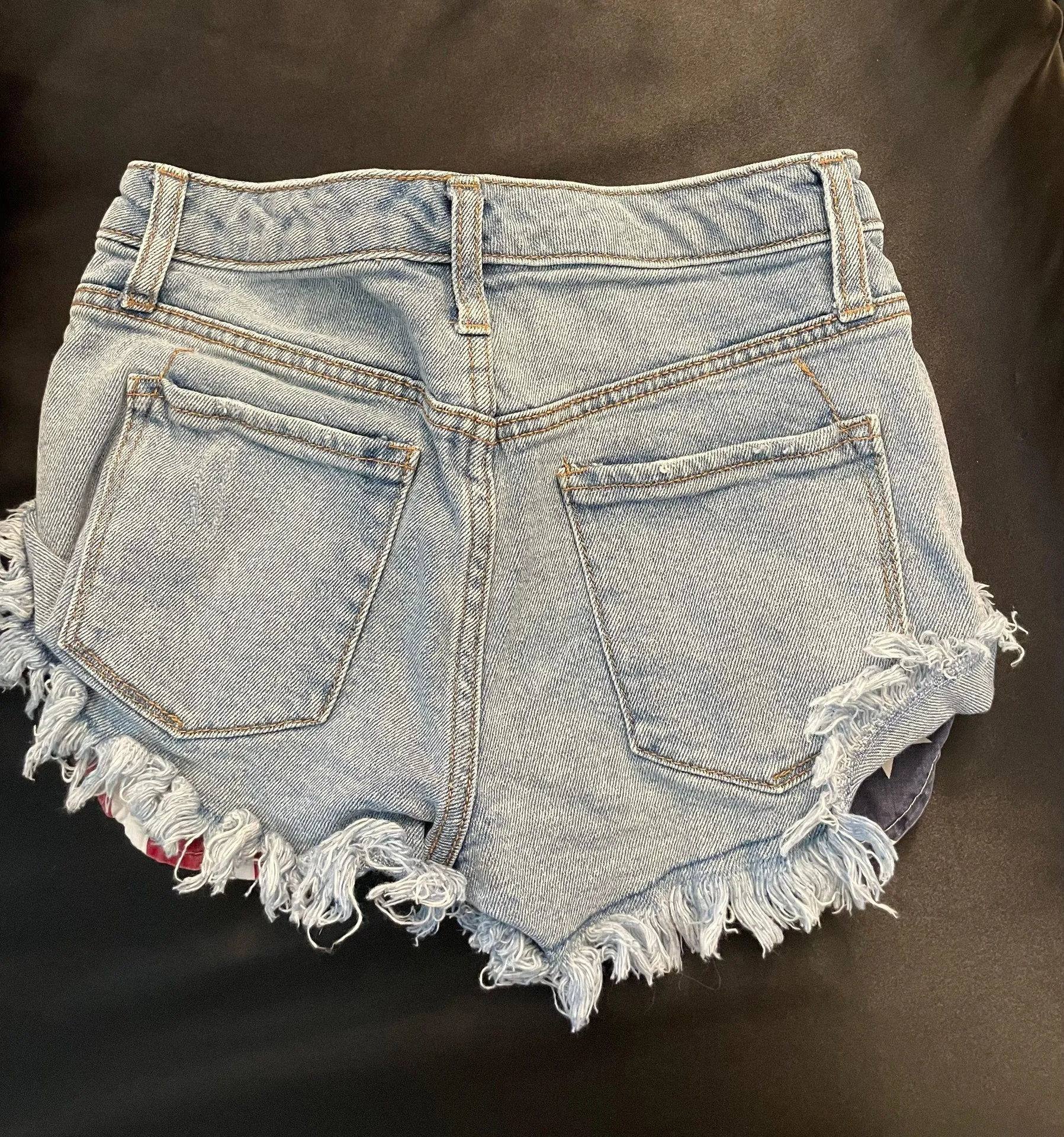 Mossimo Supply Co High Rise Shorts - Image 2