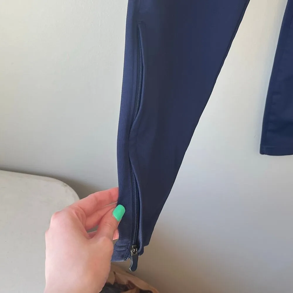 Under Armour Navy Blue Joggers with Zippers on Ankle Size Small - Image 7