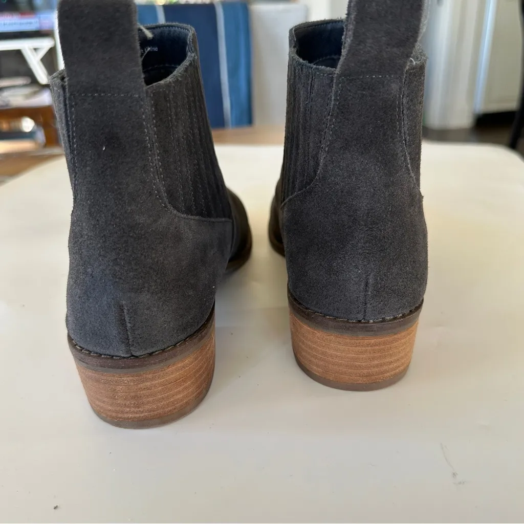 Dolce Vita Talsie Anthracite Suede Ankle Booties Size 9 - Image 5