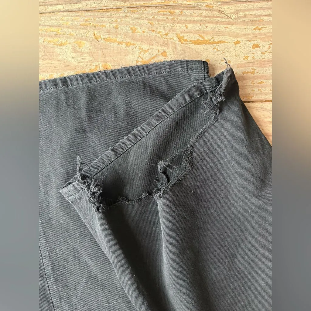 American Eagle low rise baggy flare jeans size 8 petite - Image 3