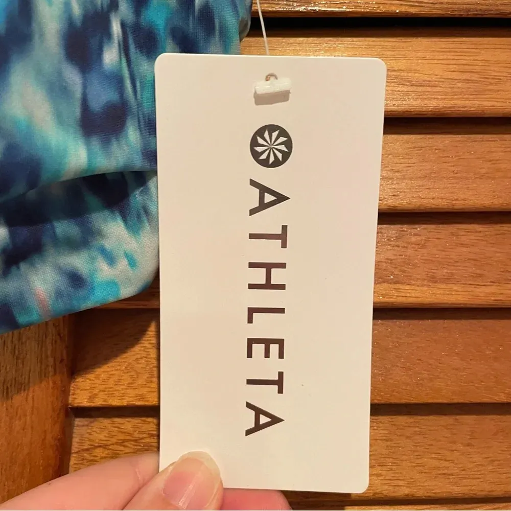 Athleta Women’s Maldives Bra Cup Bikini Top Blue Tie Dye Sz 32B/C - Image 4