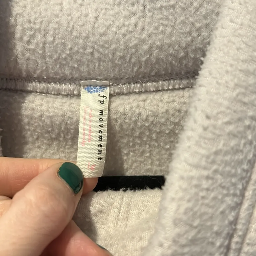 Free People movement westlake funnel cowl neck crop sweater in cream - Image 5