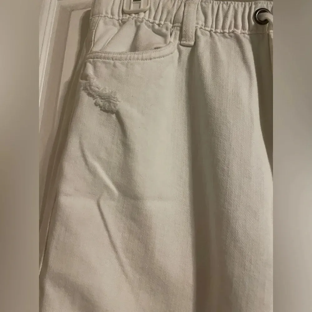 Aerie White Distressed Women’s Pull On Soft Pants Size Medium Basic Minimalist - Image 2