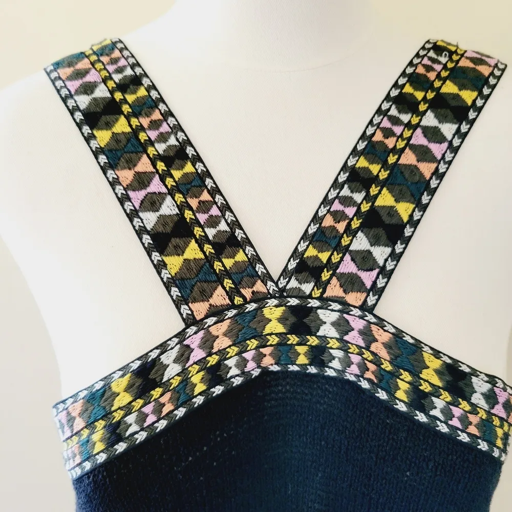 Madewell embroidered sweater tank size medium - Image 3