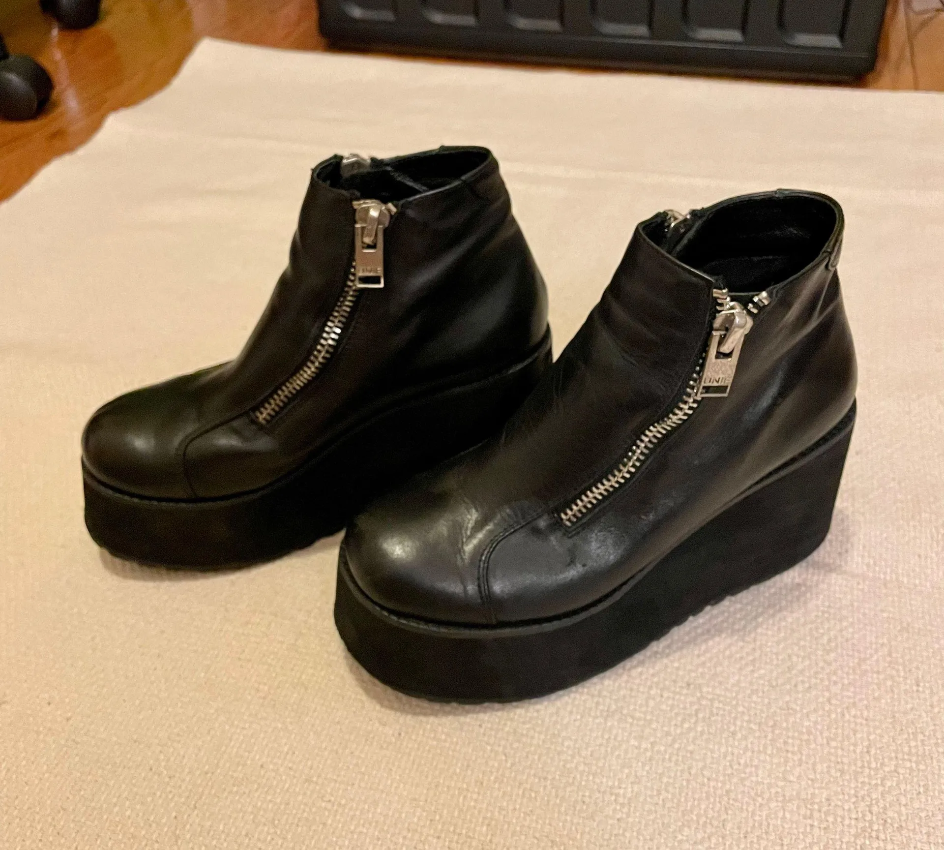 Unif Daria Boot - Image 3