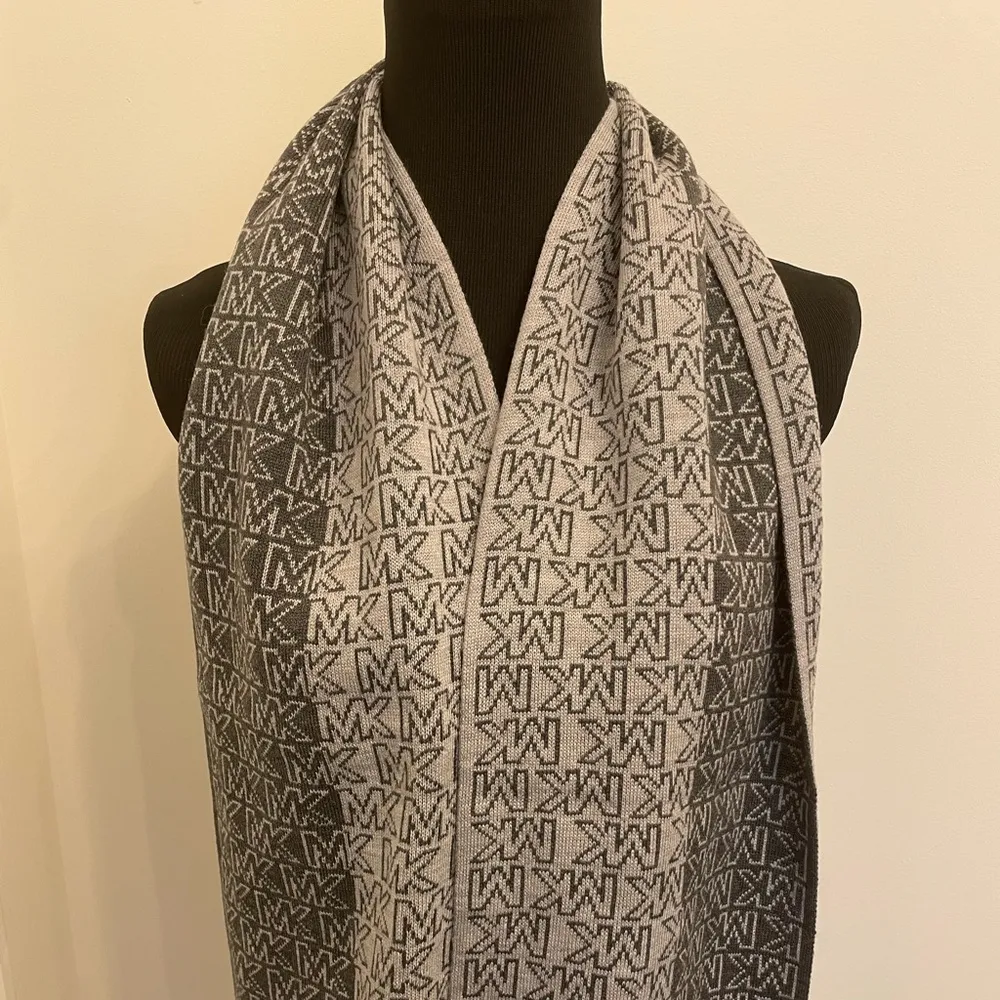 Michael Kors MK Logo Gray Two Tone Print Scarf - Image 2