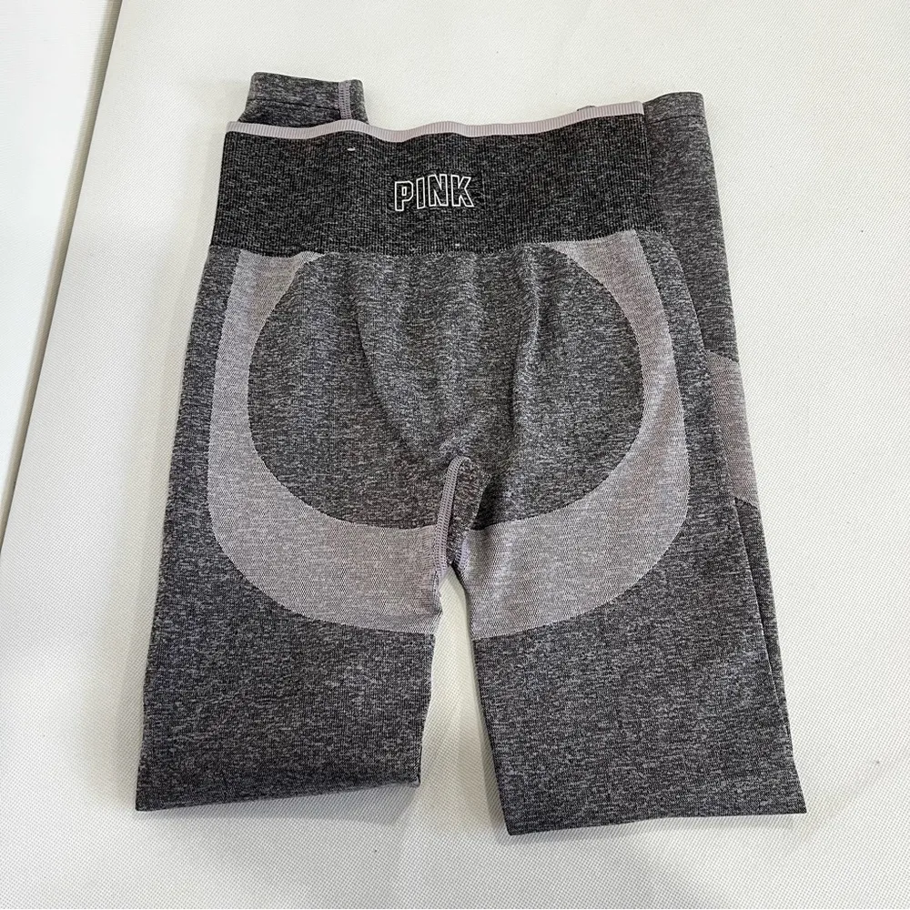 PINK Victoria's Secret Seamless Heathered Lavender/Black Size X-Small High-Waist - Image 2