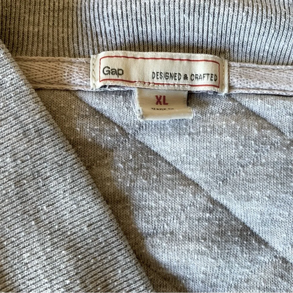 GAP Gray Quilted Jacket - Image 4