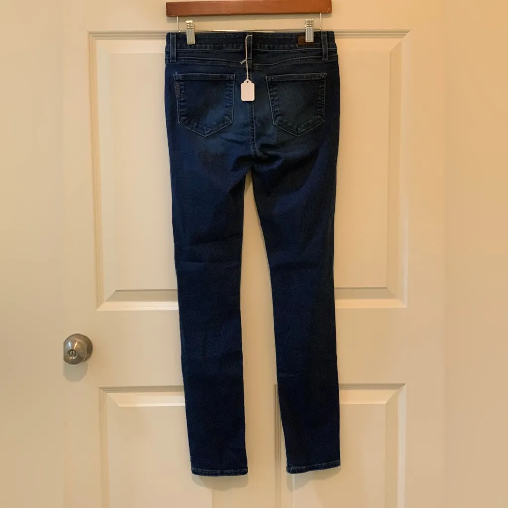 PAIGE Dark Blue Sky Line Skinny Jeans.        Size-28 - Image 4
