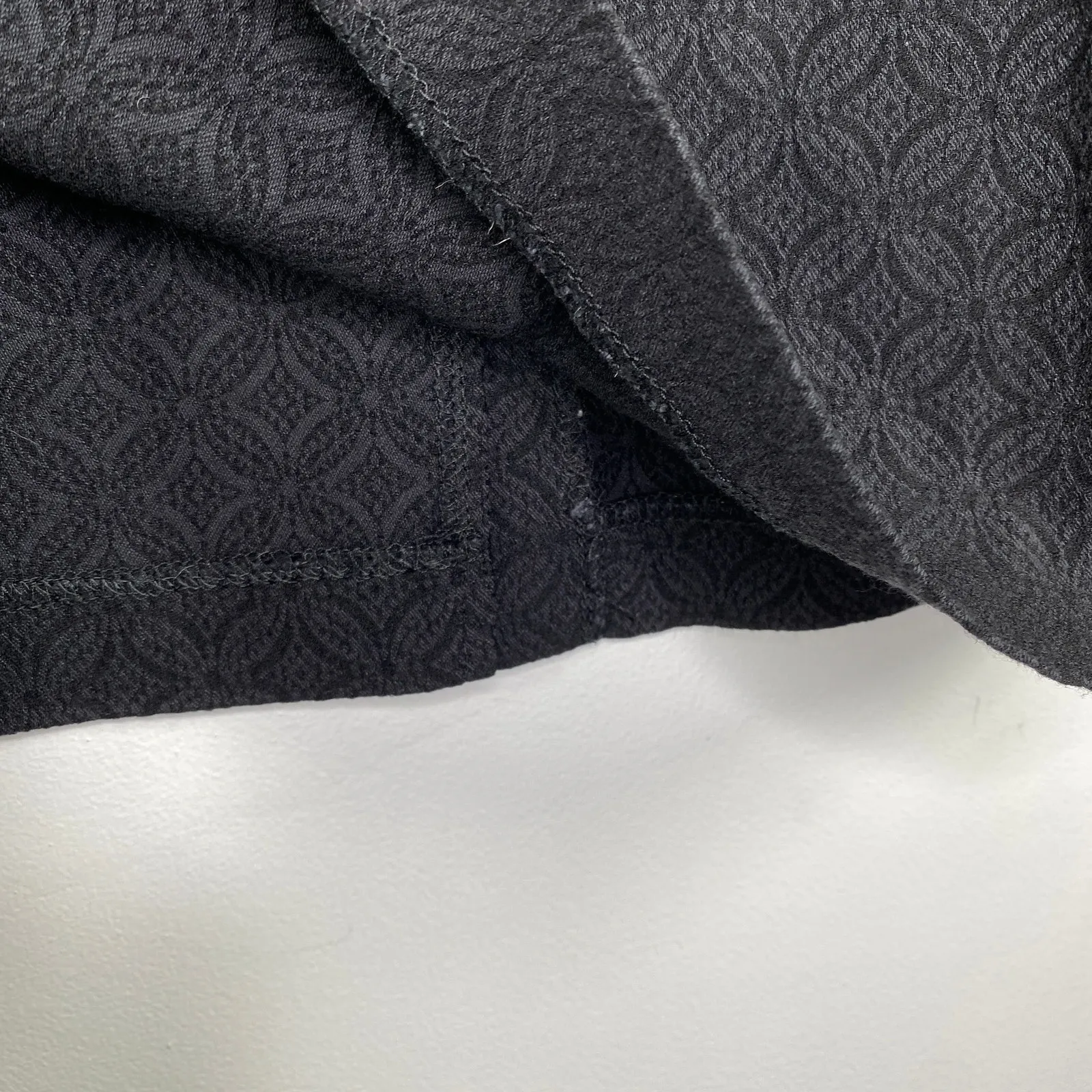 Margaret M Black Floral Slimming Stretch Pencil Skirt Women's Size Small S - Image 2