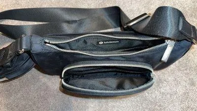 Crossbody Bag With Nano Pouch 2L - Image 4