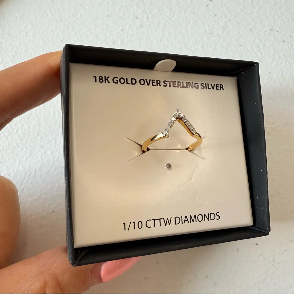 RH Macy’s & Co Gold plated 925 sterling Silver 1/10 carat Diamond Ring size 6 - Image 2