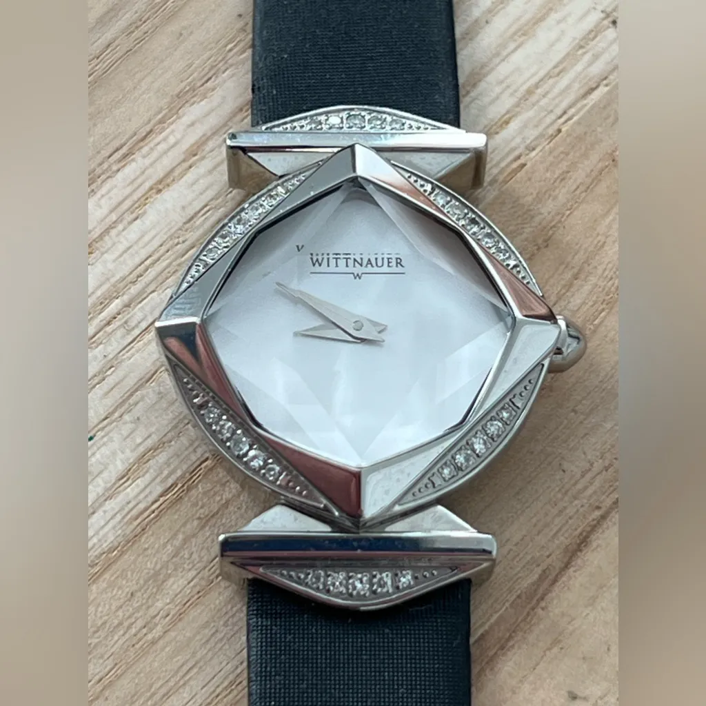 Wittnauer Longines Rare Genuine Diamonds Ladies Watch Uniquely Shaped Crystal Silver - Image 4