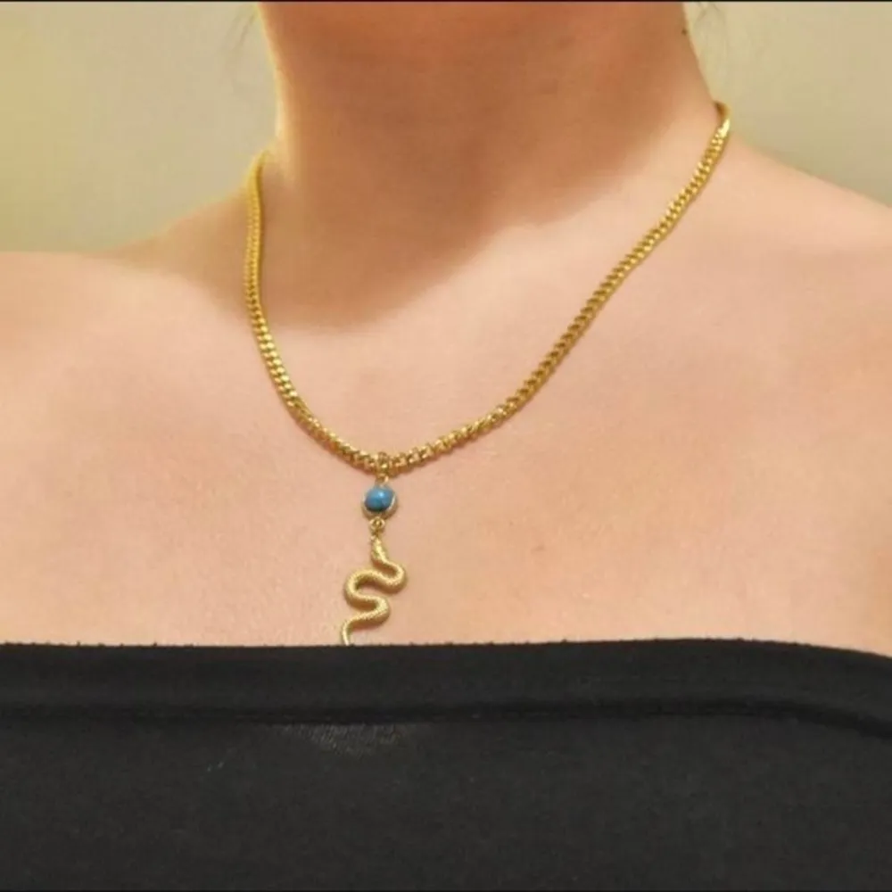Gold Snake Chain Blue - Image 4