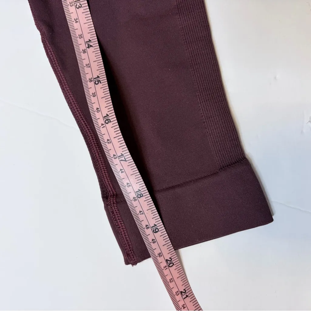 Lululemon Athletica Dusty Rose Leggings - Image 3