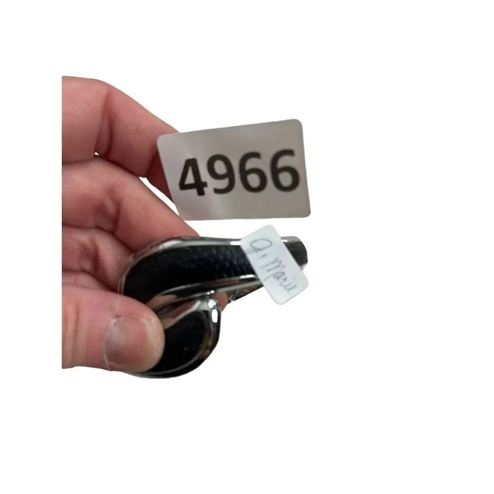 Ji Marie FUMI Classic Pursehook bracelet - Image 10