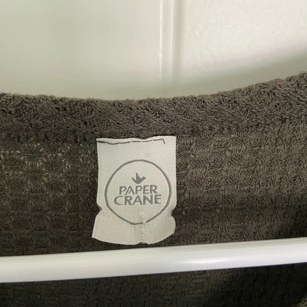 EUC |‎ Paper Crane women’s knitted button down knotted top — small - Image 4