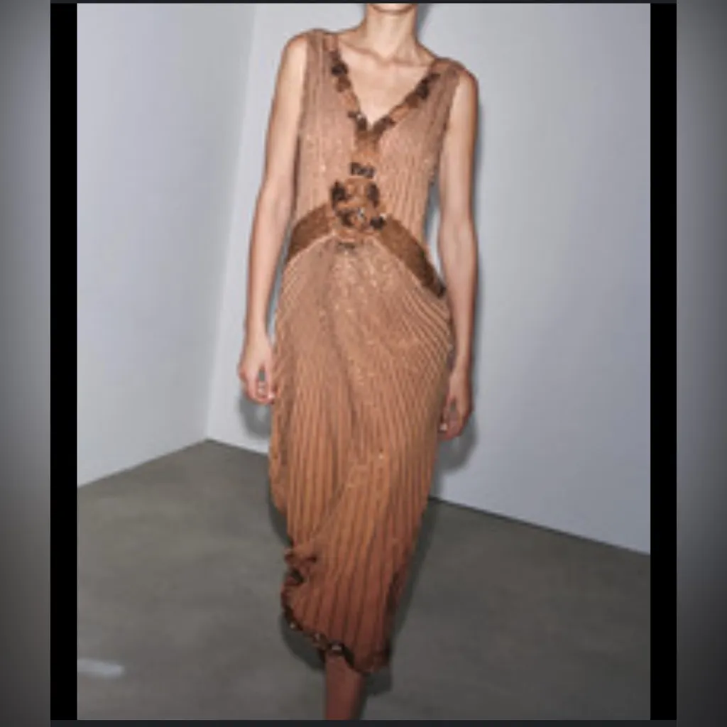 Zara floral beaded sequin dressElegant Brown Sleeveless Dress - Image 2