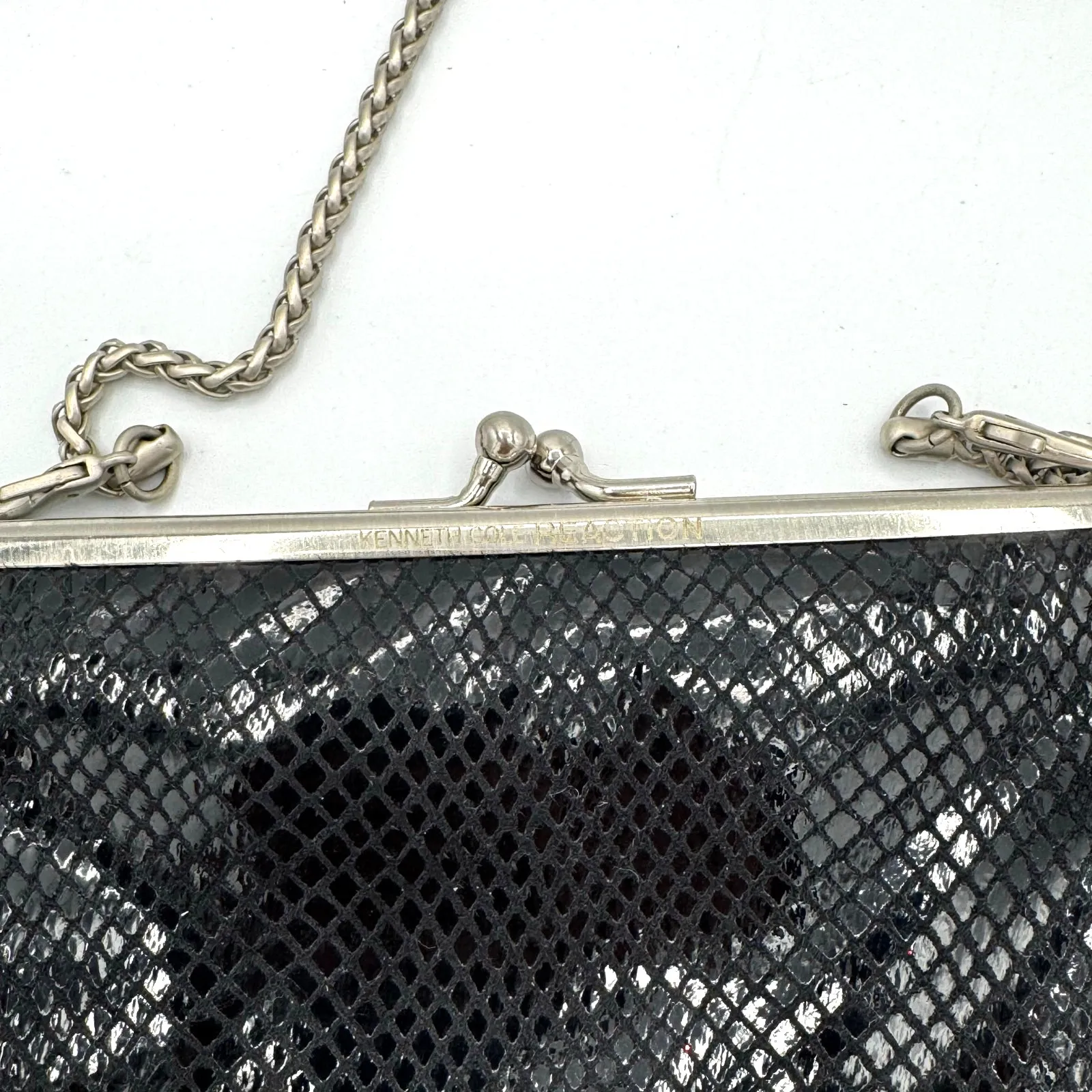 Y2K Kenneth Cole Reaction Black Textured Clutch w/  removable Silver Chain Strap - Image 5
