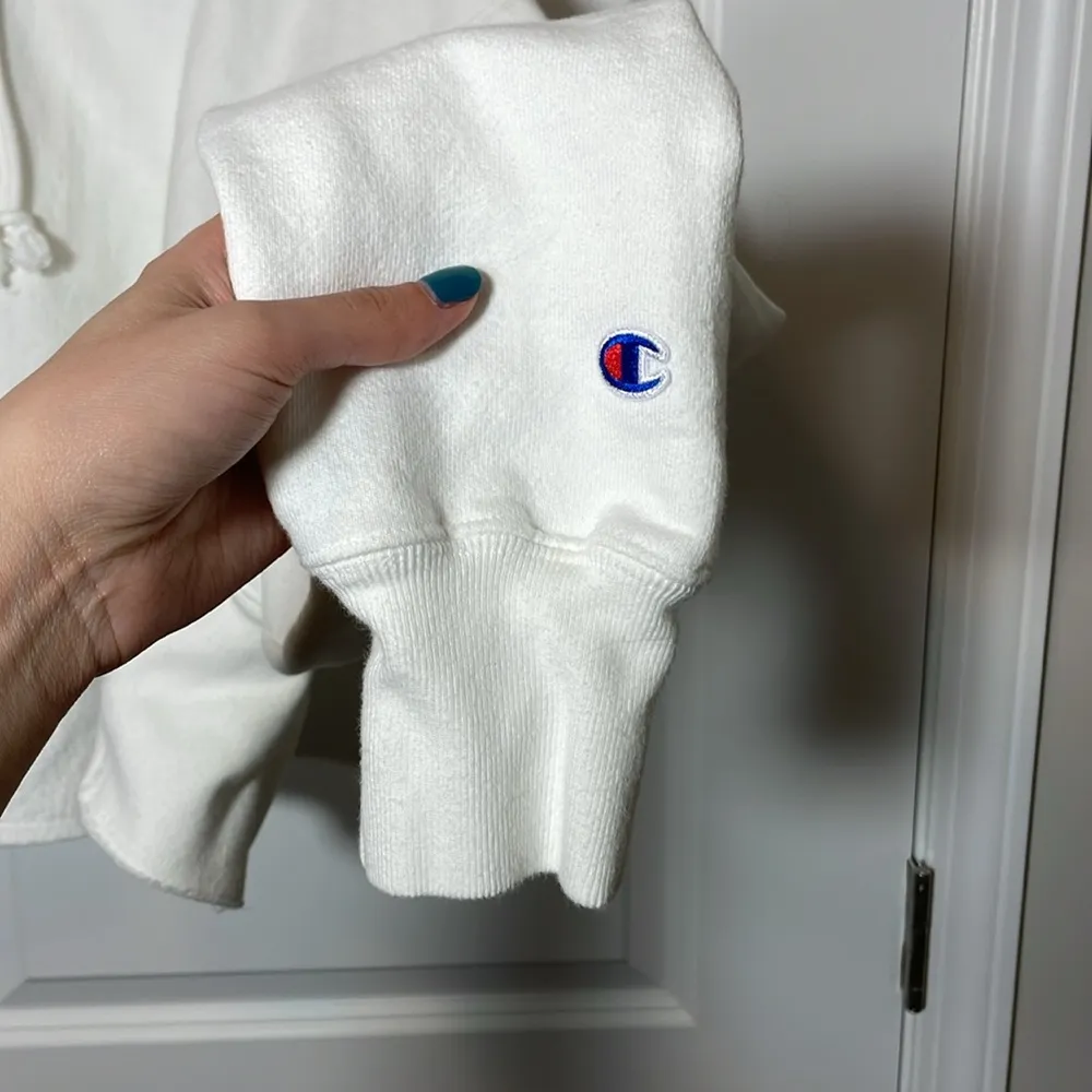 Champion Reverse Weave Oversized Cropped Hoodie, size XL - Image 4