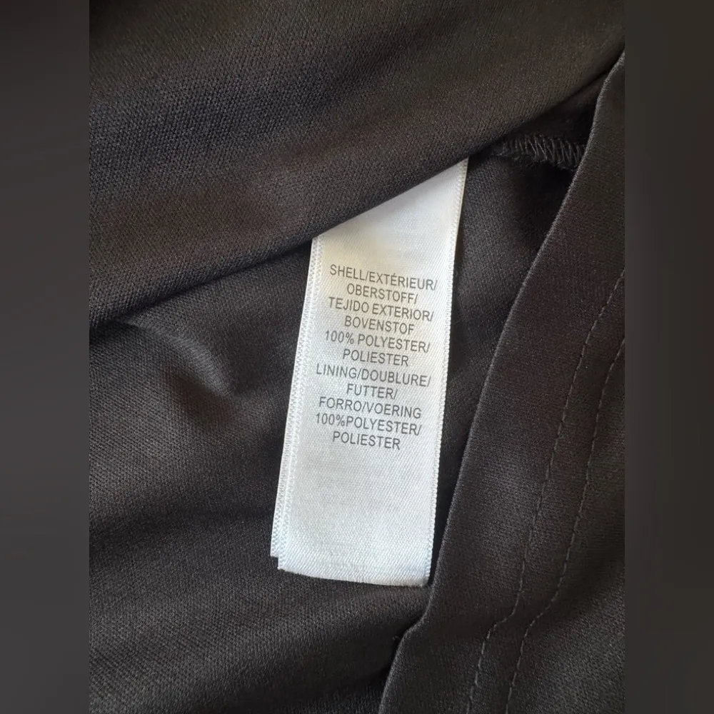 Adrianna Papell Black and Red Long Sleeve Dress ♥️ - Image 10