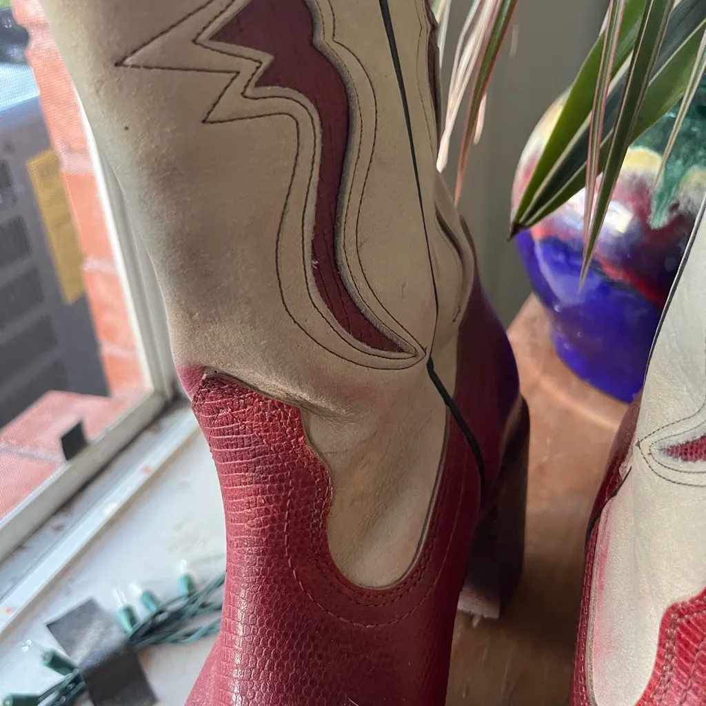 Frye Vintage  Cowboy Boot - Image 7