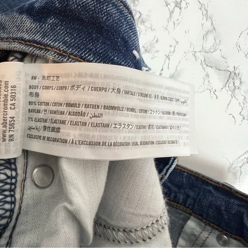Abercrombie & Fitch the ankle straight ultra high rise Sz 29 - Image 4