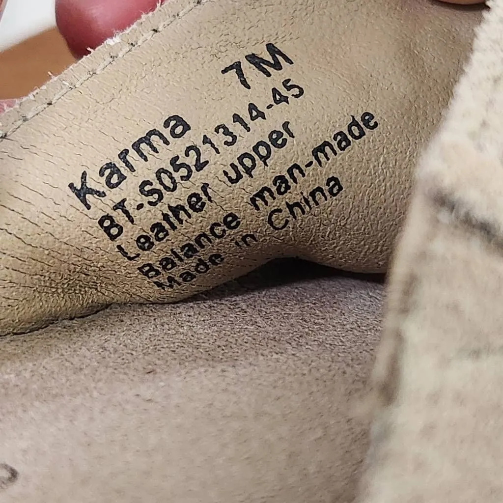 Bare Traps Karma Beaded Flip Flops in Light Khaki Size 7 Tan Boho Sandals - Image 9