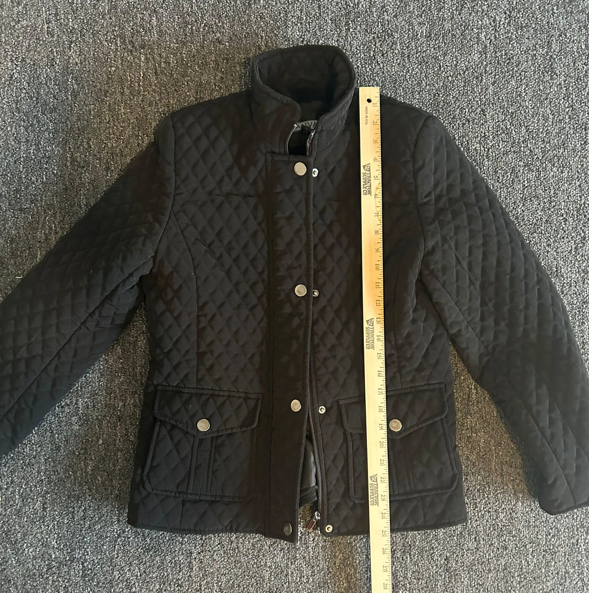 Canvas black quilted jacket size small - Image 3