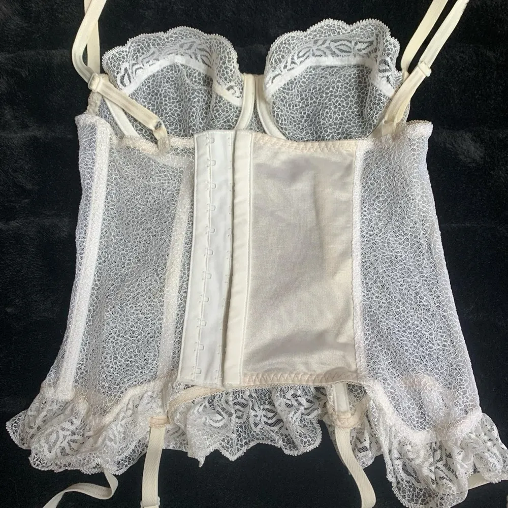 Rare Vintage 80s Siltex French Bustier Corset Lingerie Top with garter belt White Size undefined - Image 2