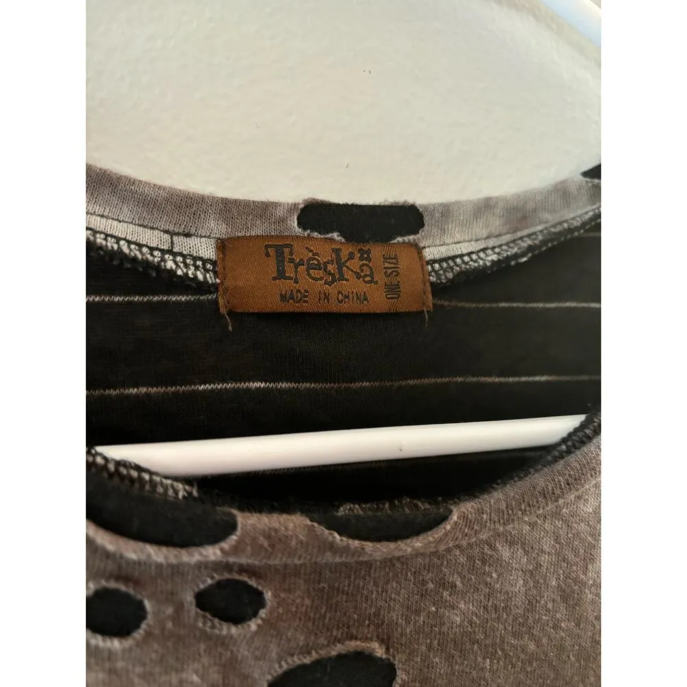 Treska Top Women's One Size Animal Print Artsy Distressed Bohemian Grunge Gray - Image 4